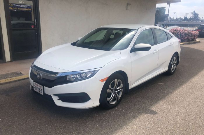 18 HONDA CIVIC (8ECR854)